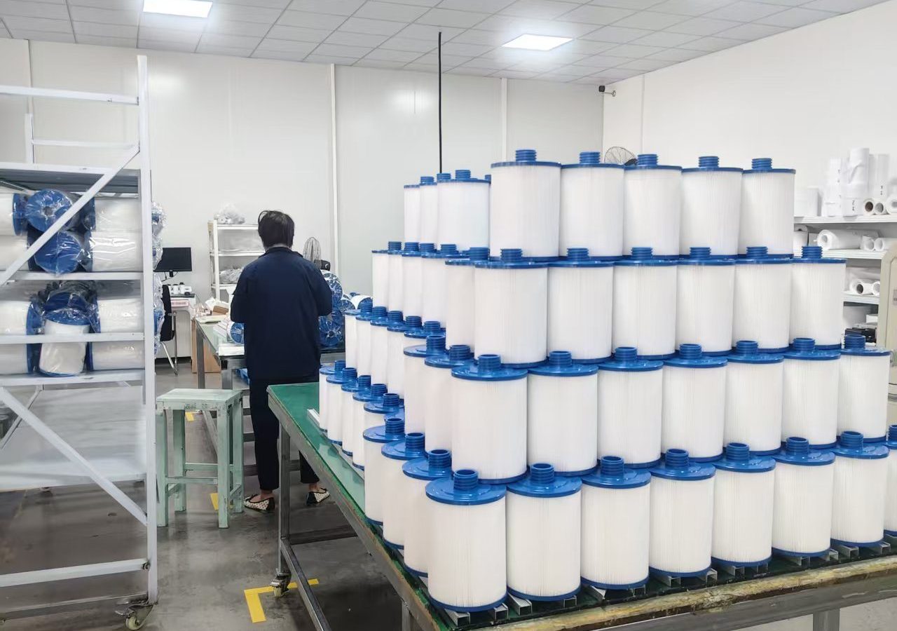 Filter production floor at Xinxiang Haijie Machinery
