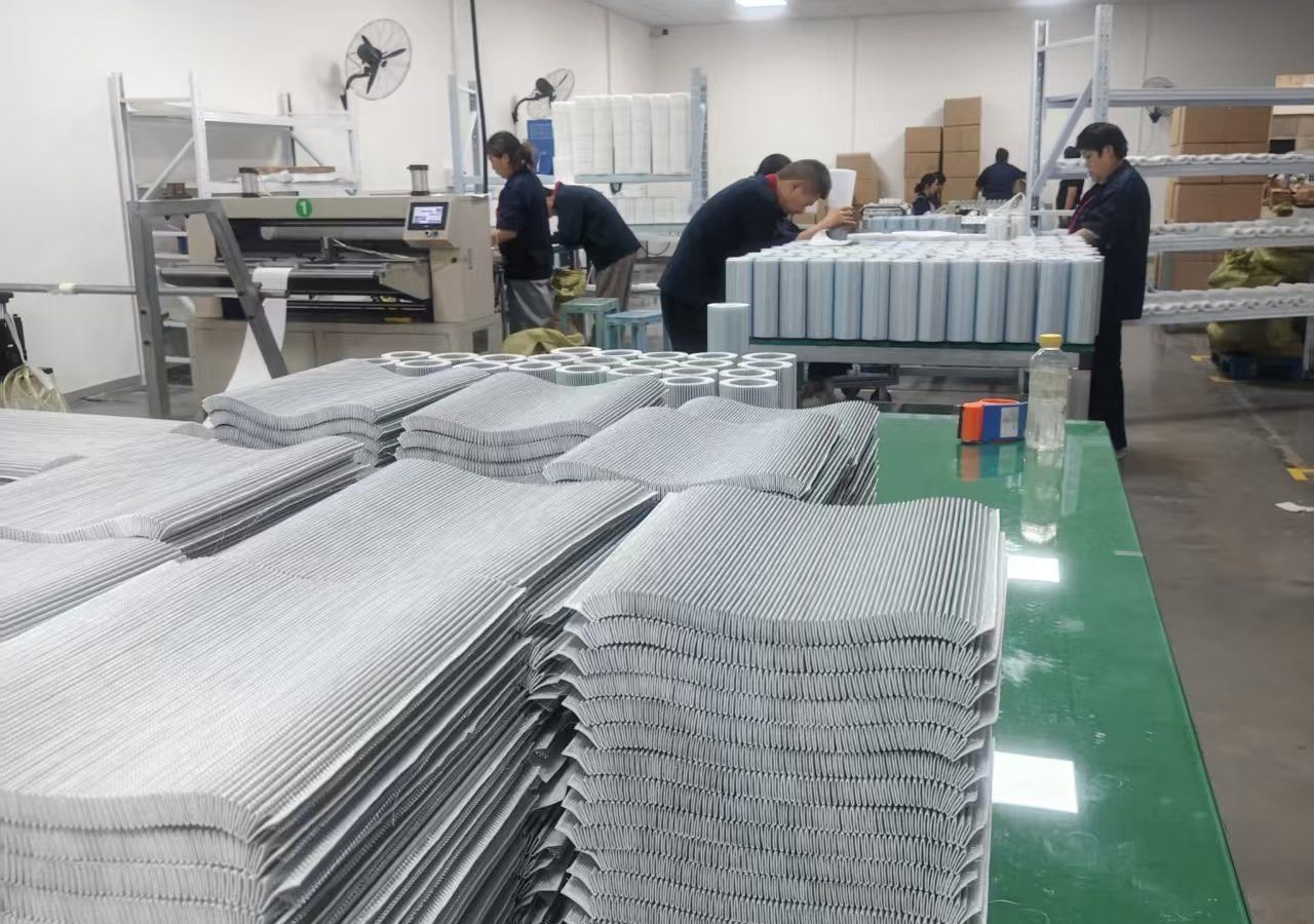 Filter production floor at Xinxiang Haijie Machinery